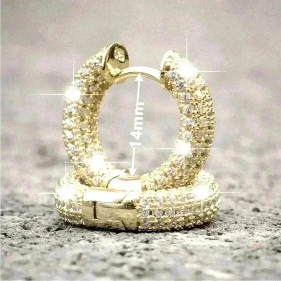 New 18k Yellow Gold Diamond Huggies - Picture 5 of 5